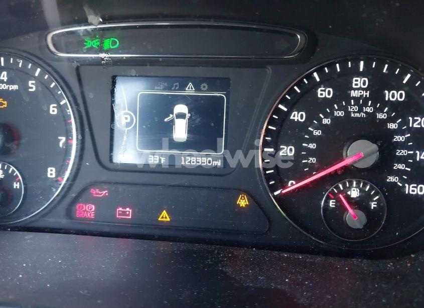 Photo 7 of 2018 Kia Sorento 2.4L LX (VIN 5XYPGDA39JG399142)