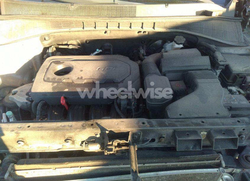 Photo 10 of 2018 Kia Sorento 2.4L LX (VIN 5XYPGDA39JG431409)