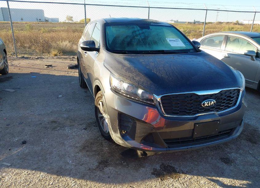 2019 Kia Sorento 2.4L LX (VIN 5XYPGDA39KG537442) main photo