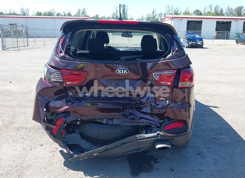 Photo 6 of 2019 Kia Sorento 2.4L LX (VIN 5XYPGDA39KG576807)