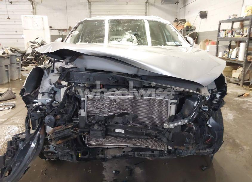 Photo 6 of 2020 Kia Sorento 2.4L LX (VIN 5XYPGDA39LG628101)