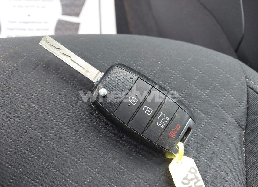 Photo 11 of 2020 Kia Sorento 2.4L LX (VIN 5XYPGDA39LG639034)