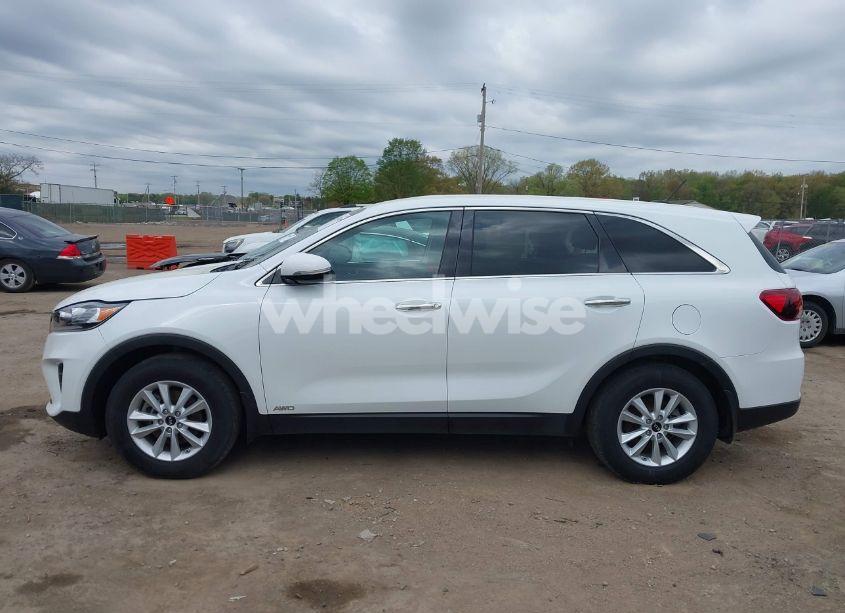 Photo 14 of 2020 Kia Sorento 2.4L LX (VIN 5XYPGDA39LG639034)