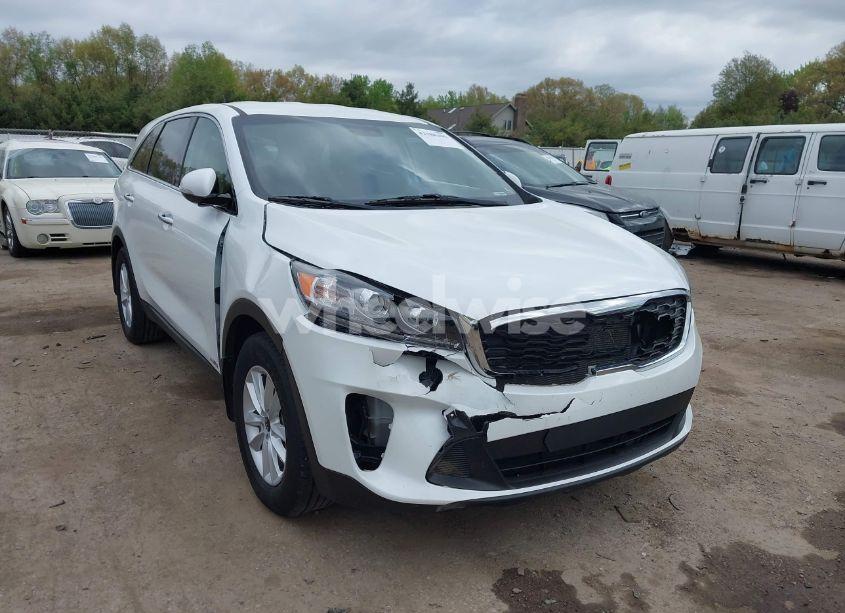 Photo 6 of 2020 Kia Sorento 2.4L LX (VIN 5XYPGDA39LG639034)