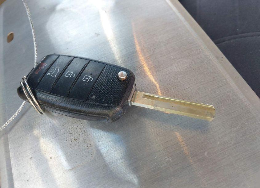 Photo 11 of 2016 Kia Sorento 2.4L LX (VIN 5XYPGDA3XGG026555)