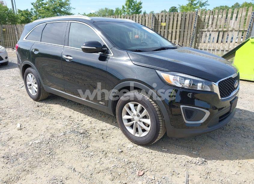 2016 Kia Sorento 2.4L LX (VIN 5XYPGDA3XGG044182) main photo