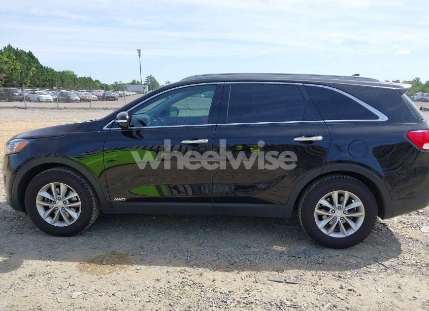 Photo 15 of 2016 Kia Sorento 2.4L LX (VIN 5XYPGDA3XGG044182)