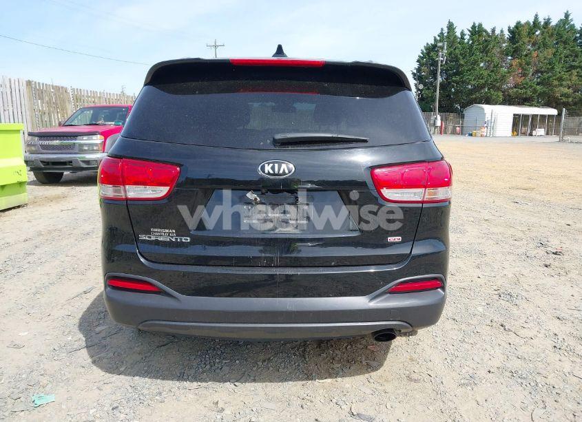 Photo 17 of 2016 Kia Sorento 2.4L LX (VIN 5XYPGDA3XGG044182)