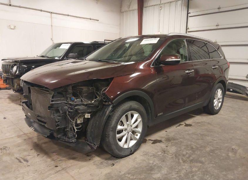 Photo 2 of 2016 Kia Sorento 2.4L LX (VIN 5XYPGDA3XGG069809)