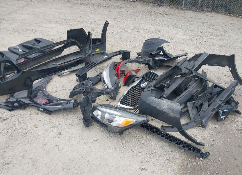 Photo 12 of 2016 Kia Sorento 2.4L LX (VIN 5XYPGDA3XGG156271)