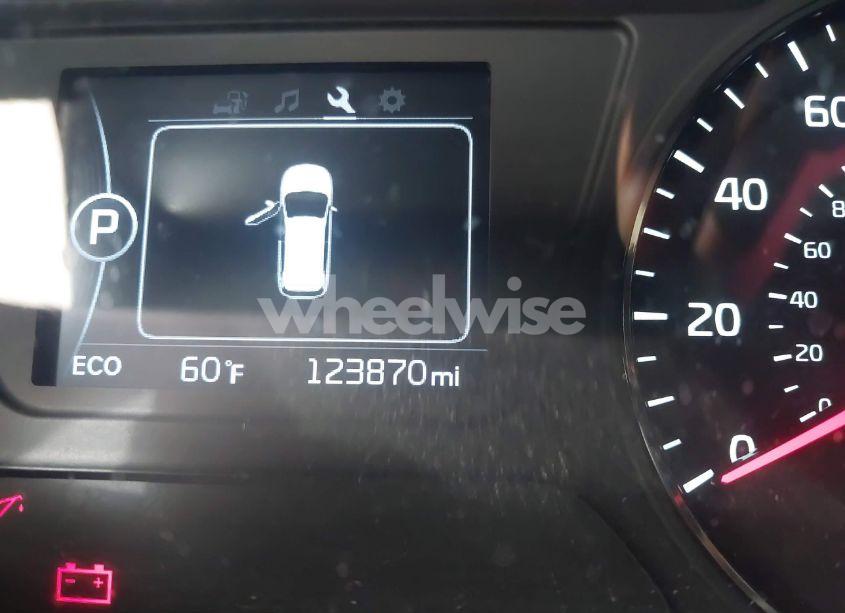 Photo 15 of 2016 Kia Sorento 2.4L LX (VIN 5XYPGDA3XGG164161)