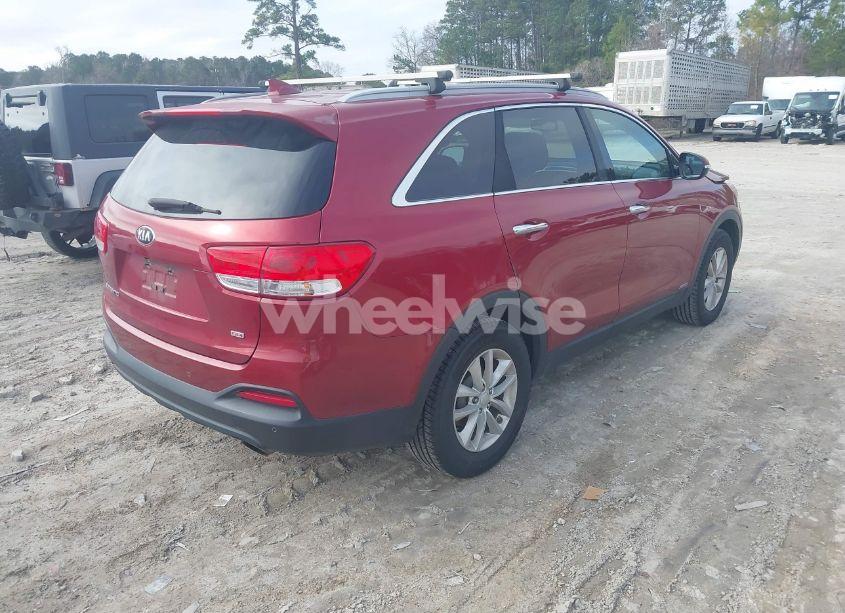 Photo 4 of 2016 Kia Sorento 2.4L LX (VIN 5XYPGDA3XGG164161)