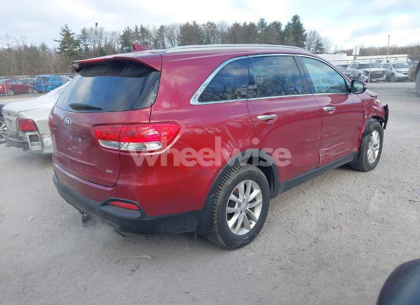 Photo 4 of 2017 Kia Sorento 2.4L LX (VIN 5XYPGDA3XHG255657)