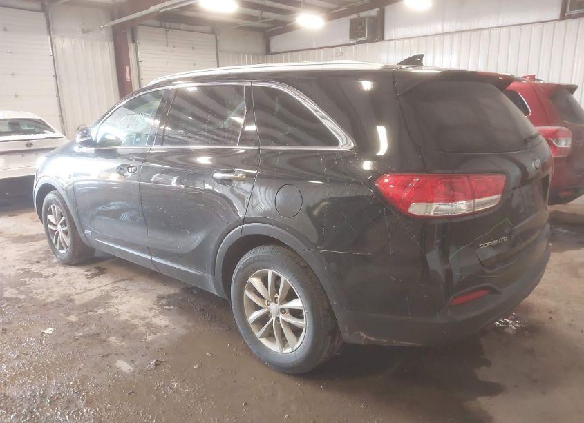 Photo 3 of 2017 Kia Sorento 2.4L LX (VIN 5XYPGDA3XHG293955)