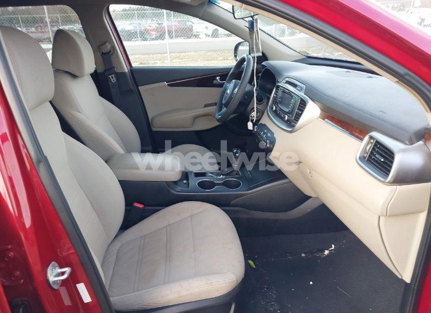 Photo 5 of 2017 Kia Sorento LX/L (VIN 5XYPGDA3XHG303562)