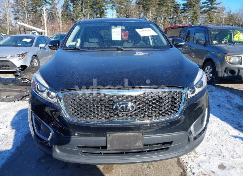 Photo 13 of 2017 Kia Sorento 2.4L LX (VIN 5XYPGDA3XHG312990)