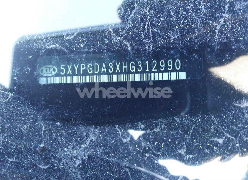 Photo 9 of 2017 Kia Sorento 2.4L LX (VIN 5XYPGDA3XHG312990)