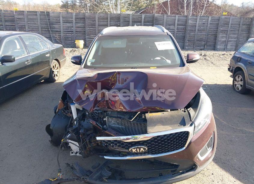 Photo 12 of 2017 Kia Sorento 2.4L LX (VIN 5XYPGDA3XHG332947)