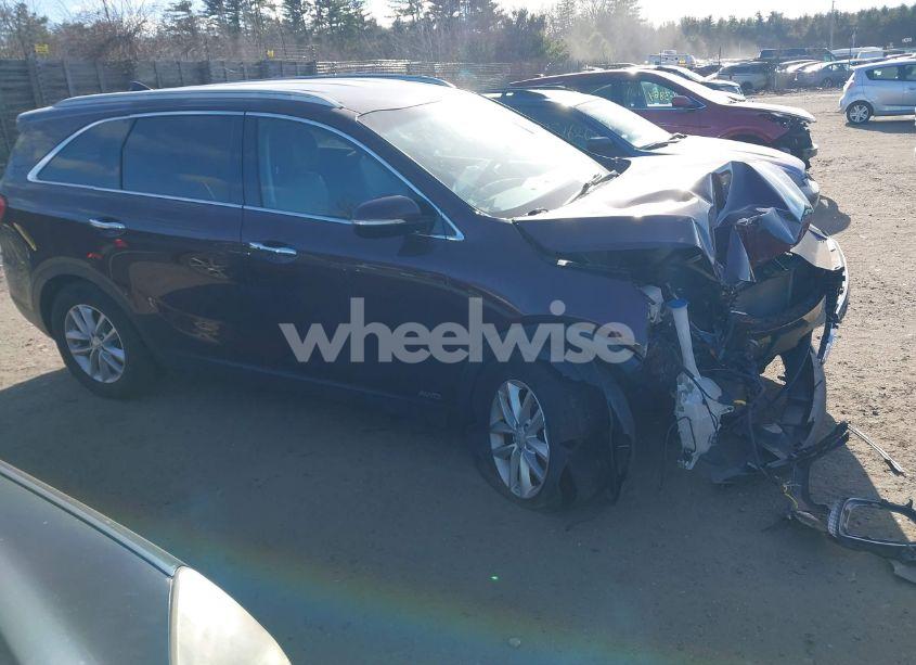Photo 13 of 2017 Kia Sorento 2.4L LX (VIN 5XYPGDA3XHG332947)