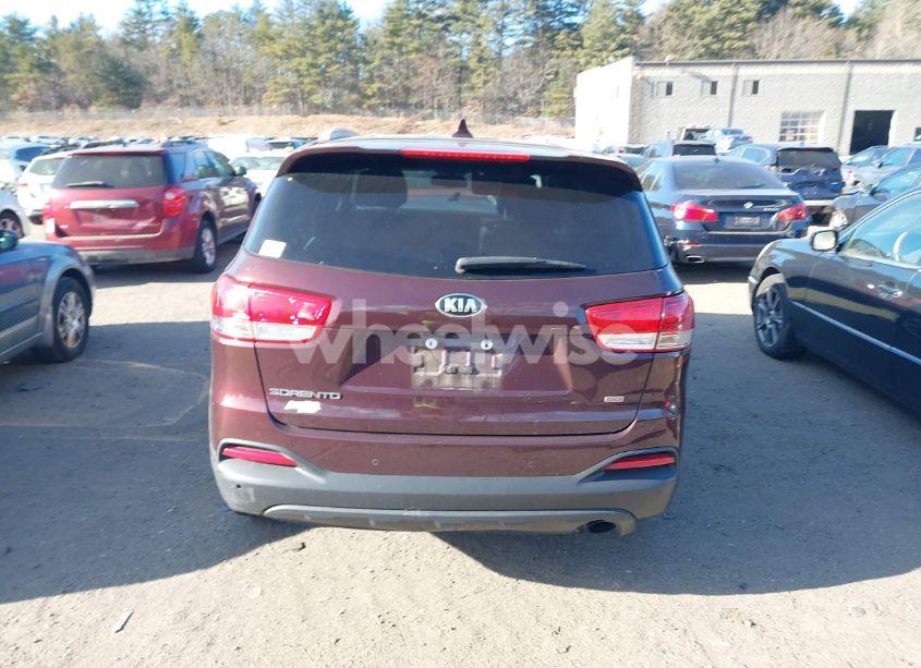 Photo 16 of 2017 Kia Sorento 2.4L LX (VIN 5XYPGDA3XHG332947)