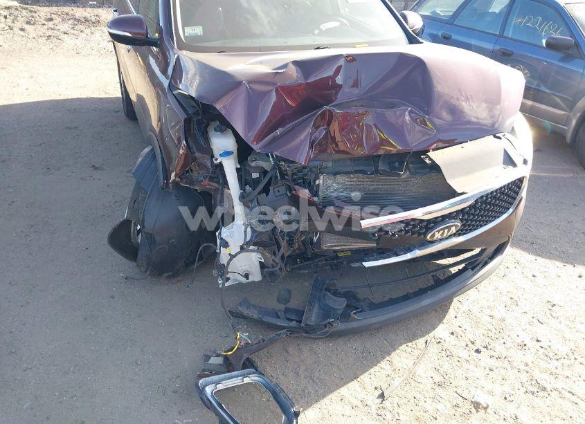 Photo 6 of 2017 Kia Sorento 2.4L LX (VIN 5XYPGDA3XHG332947)