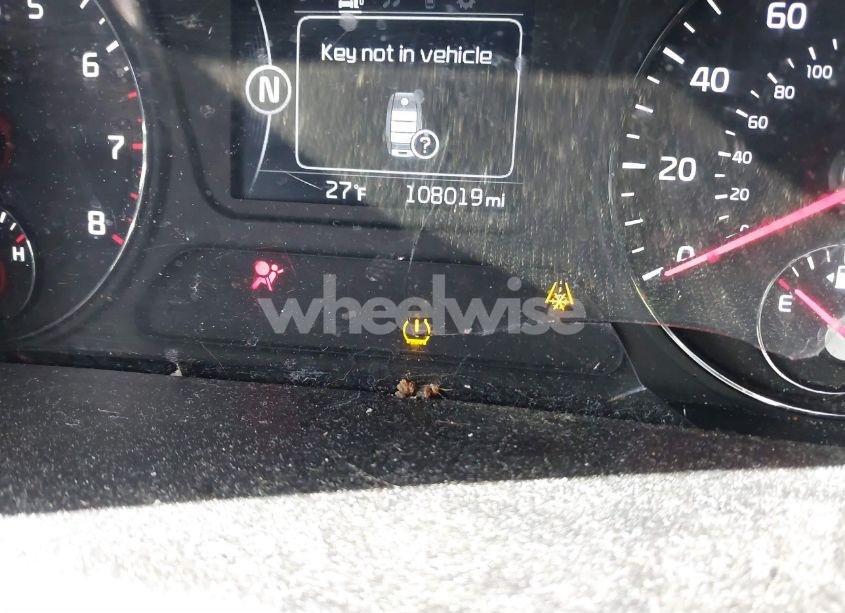 Photo 7 of 2017 Kia Sorento 2.4L LX (VIN 5XYPGDA3XHG332947)