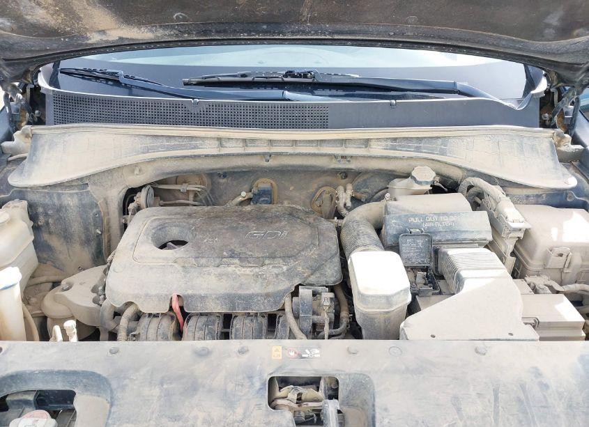 Photo 10 of 2018 Kia Sorento 2.4L LX (VIN 5XYPGDA3XJG401903)