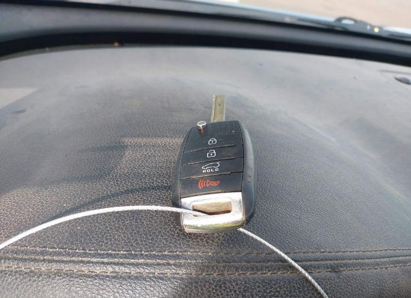 Photo 11 of 2018 Kia Sorento 2.4L LX (VIN 5XYPGDA3XJG401903)