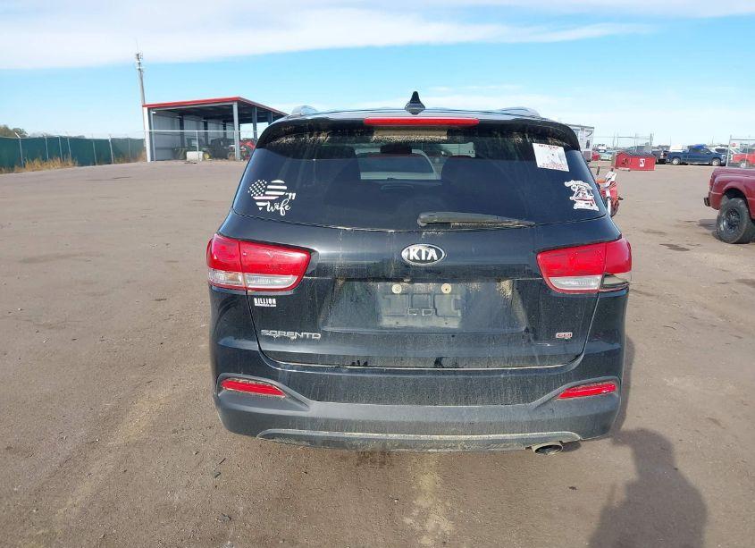 Photo 16 of 2018 Kia Sorento 2.4L LX (VIN 5XYPGDA3XJG401903)
