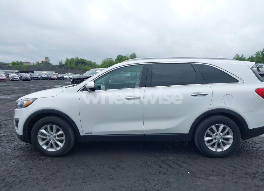 Photo 14 of 2018 Kia Sorento 2.4L LX (VIN 5XYPGDA3XJG429121)