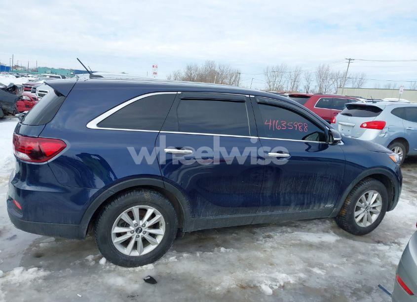 Photo 13 of 2019 Kia Sorento 2.4L LX (VIN 5XYPGDA3XKG526806)