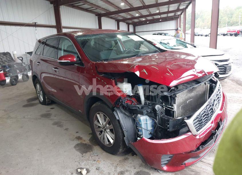 2019 Kia Sorento 2.4L LX (VIN 5XYPGDA3XKG530094) main photo