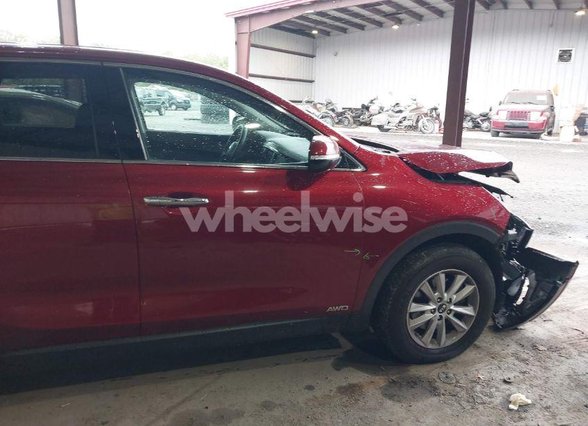 Photo 13 of 2019 Kia Sorento 2.4L LX (VIN 5XYPGDA3XKG530094)