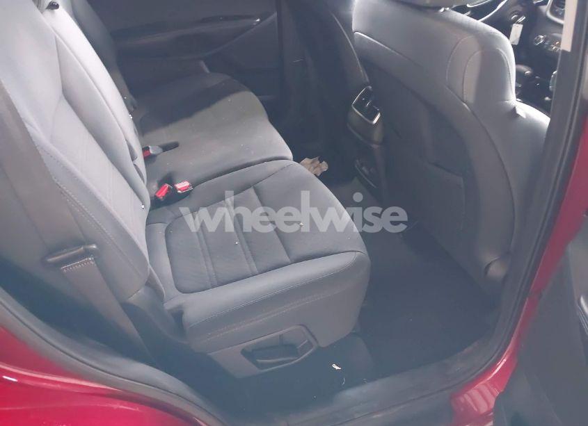 Photo 8 of 2019 Kia Sorento 2.4L LX (VIN 5XYPGDA3XKG530094)