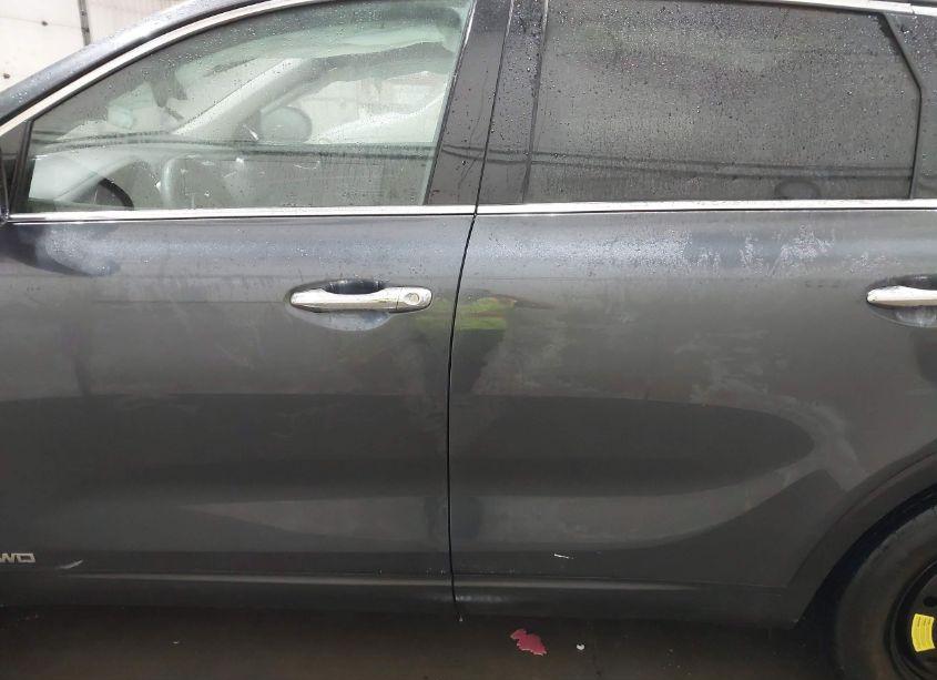 Photo 13 of 2020 Kia Sorento 2.4L LX (VIN 5XYPGDA3XLG623019)