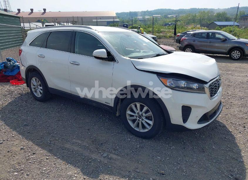 2020 Kia Sorento 2.4L LX (VIN 5XYPGDA3XLG629029) main photo