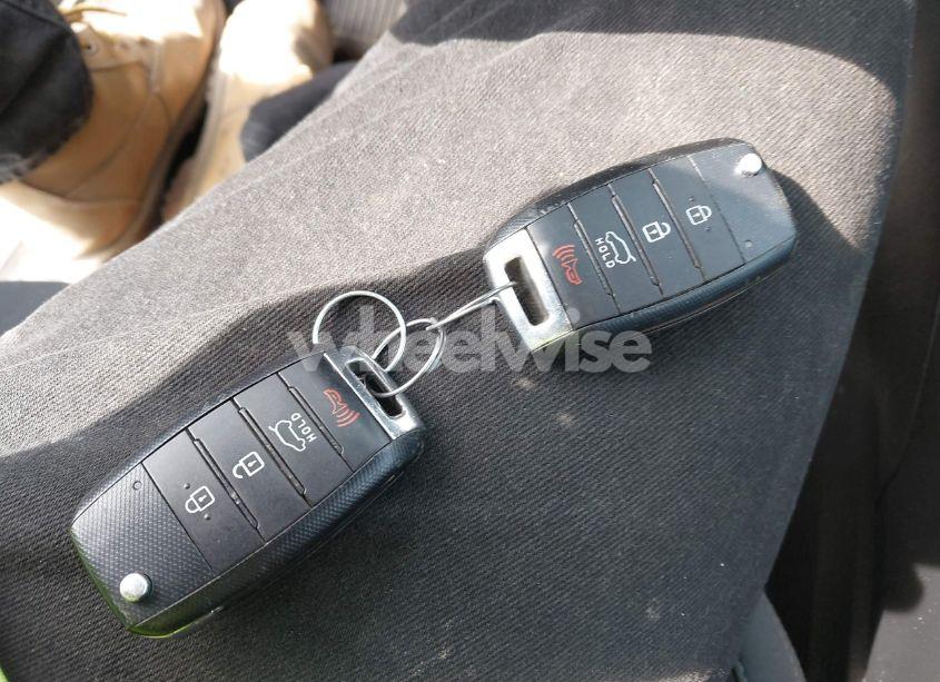 Photo 11 of 2020 Kia Sorento 2.4L LX (VIN 5XYPGDA3XLG629029)