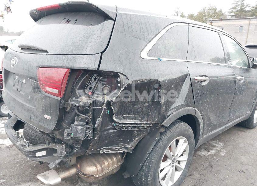 Photo 6 of 2020 Kia Sorento 2.4L LX (VIN 5XYPGDA3XLG652794)