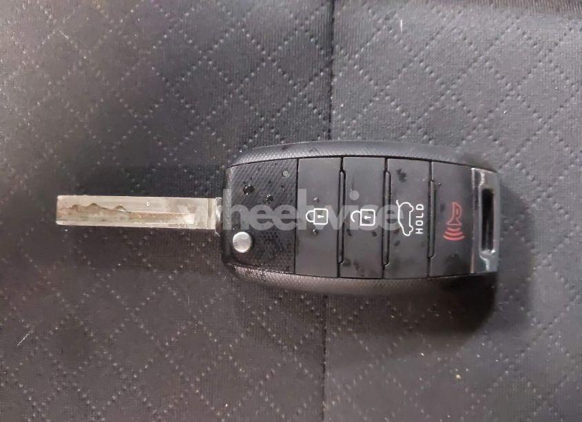 Photo 11 of 2020 Kia Sorento 2.4L LX (VIN 5XYPGDA3XLG698772)