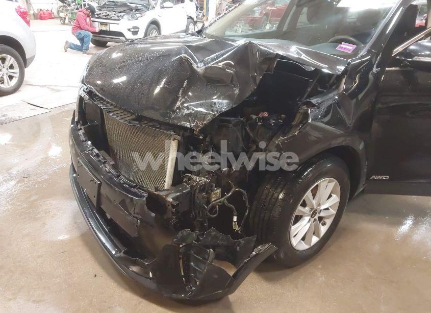 Photo 6 of 2020 Kia Sorento 2.4L LX (VIN 5XYPGDA3XLG698772)