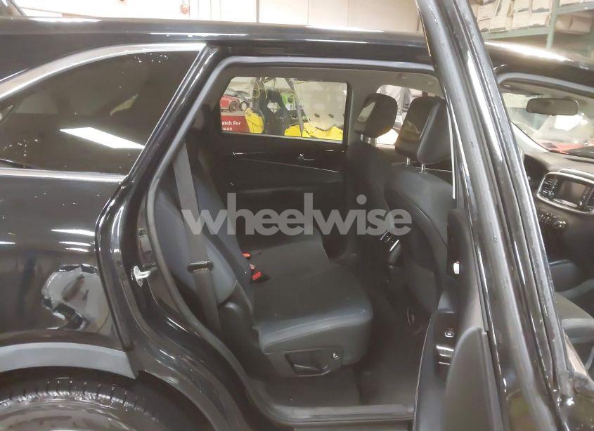 Photo 8 of 2020 Kia Sorento 2.4L LX (VIN 5XYPGDA3XLG698772)