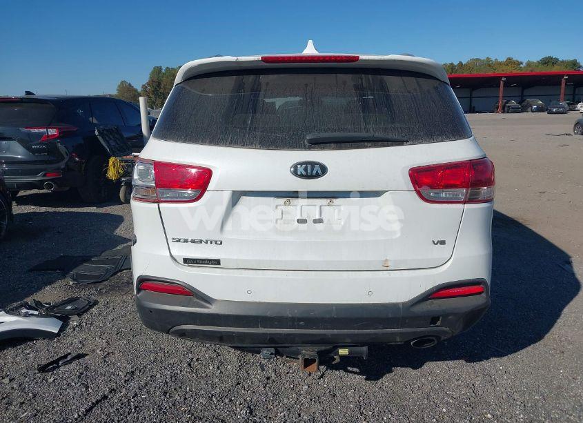 Photo 17 of 2016 Kia Sorento 3.3L LX (VIN 5XYPGDA50GG136693)
