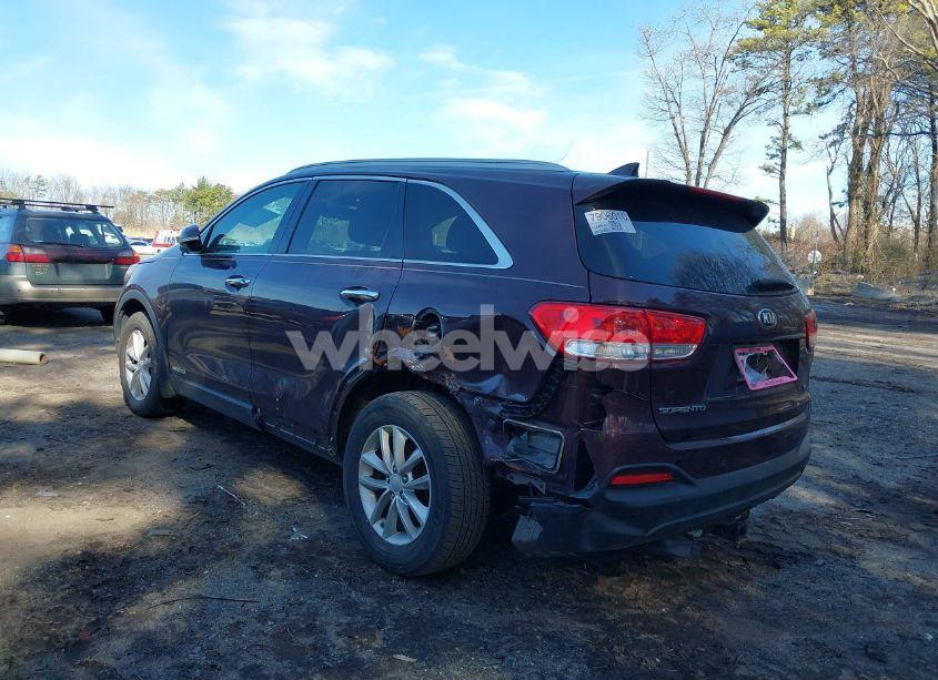 Photo 3 of 2016 Kia Sorento 3.3L LX (VIN 5XYPGDA50GG171900)
