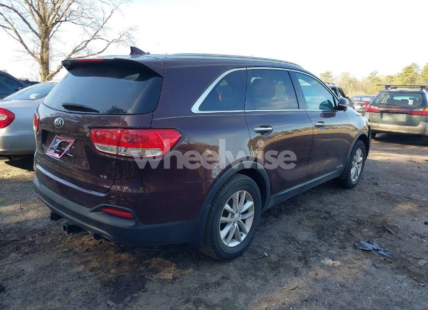 Photo 4 of 2016 Kia Sorento 3.3L LX (VIN 5XYPGDA50GG171900)
