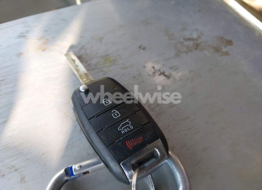 Photo 11 of 2017 Kia Sorento 3.3L LX (VIN 5XYPGDA50HG234267)