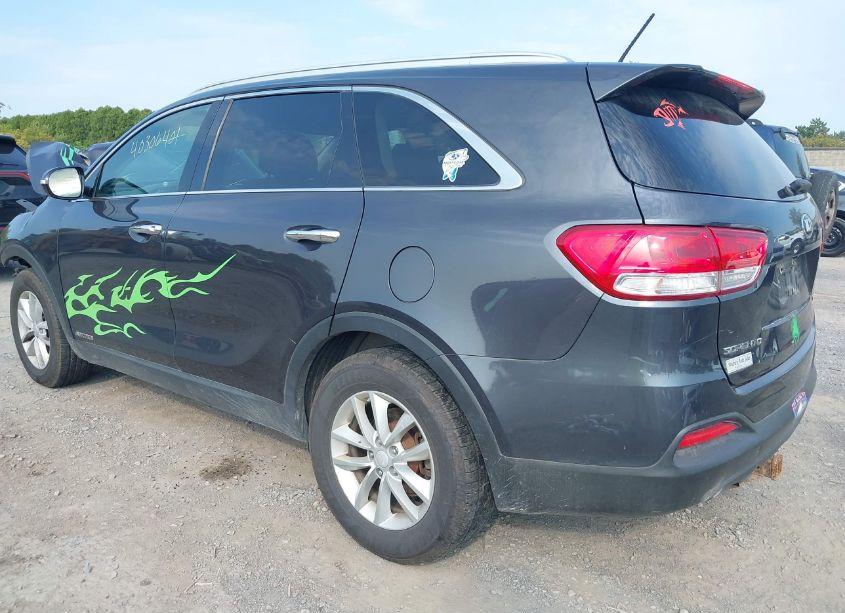 Photo 3 of 2017 Kia Sorento 3.3L LX (VIN 5XYPGDA50HG324454)