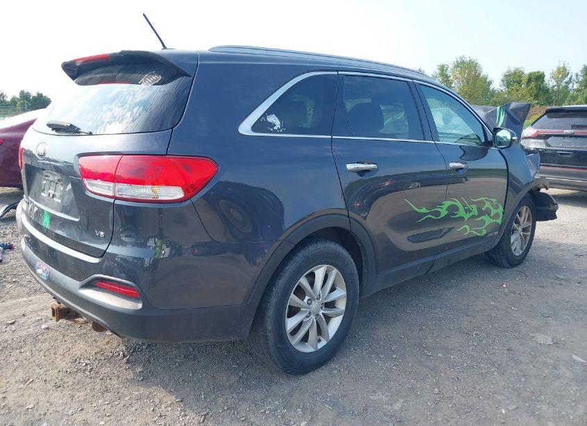 Photo 4 of 2017 Kia Sorento 3.3L LX (VIN 5XYPGDA50HG324454)