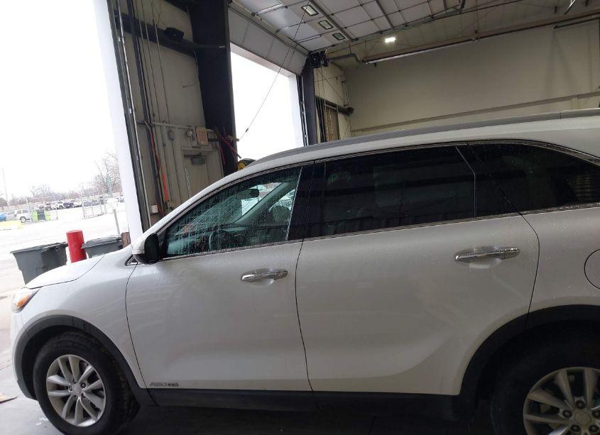 Photo 15 of 2017 Kia Sorento 3.3L LX (VIN 5XYPGDA50HG333333)