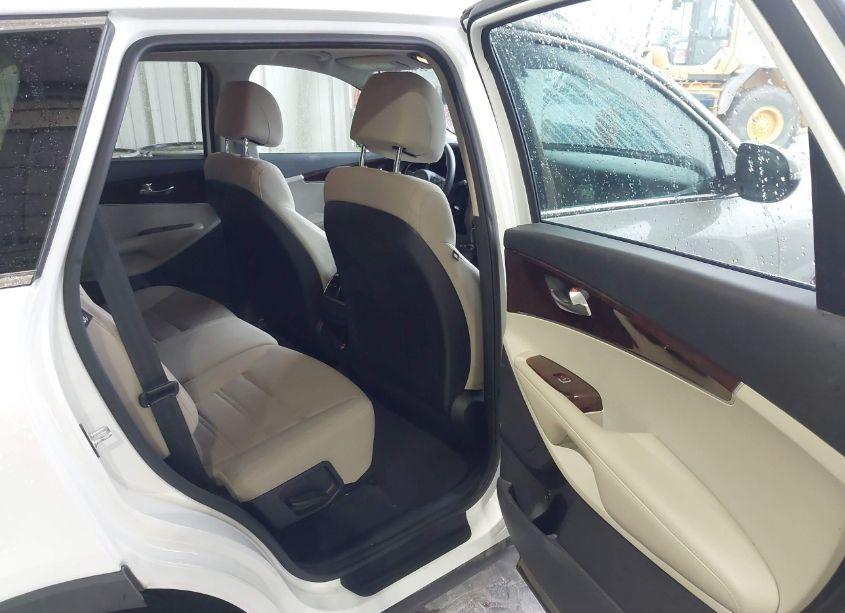 Photo 8 of 2017 Kia Sorento 3.3L LX (VIN 5XYPGDA50HG333333)