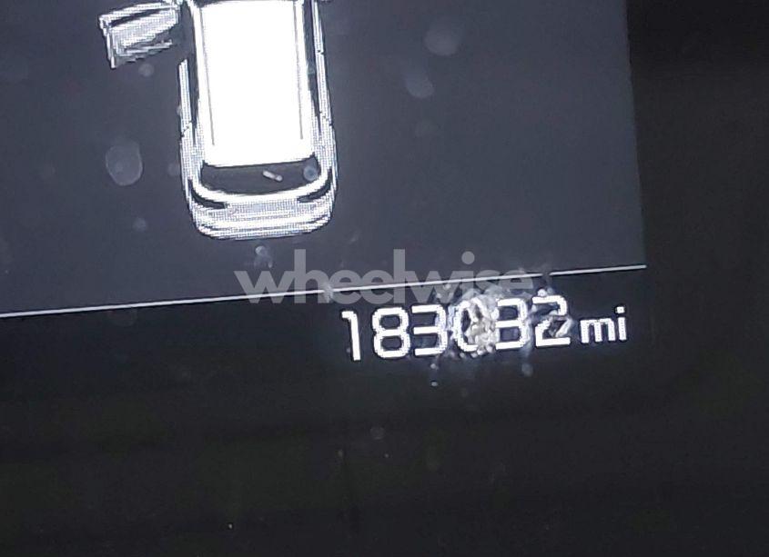 Photo 15 of 2019 Kia Sorento 3.3L LX (VIN 5XYPGDA50KG498757)